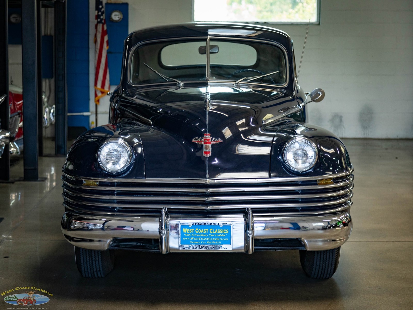 Chrysler-New-Yorker-2-Door-Club-Coupe-1942-2-Door-Coupe-13