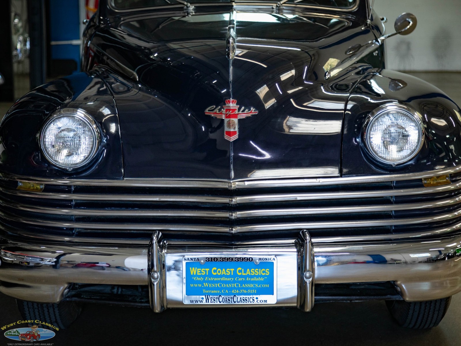 Chrysler-New-Yorker-2-Door-Club-Coupe-1942-2-Door-Coupe-15