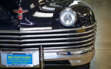 Chrysler-New-Yorker-2-Door-Club-Coupe-1942-2-Door-Coupe-16