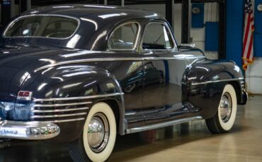 Chrysler-New-Yorker-2-Door-Club-Coupe-1942-2-Door-Coupe-26