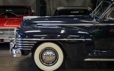 Chrysler-New-Yorker-2-Door-Club-Coupe-1942-2-Door-Coupe-4