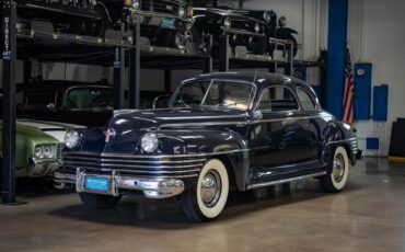 Chrysler-New-Yorker-2-Door-Club-Coupe-1942-2-Door-Coupe