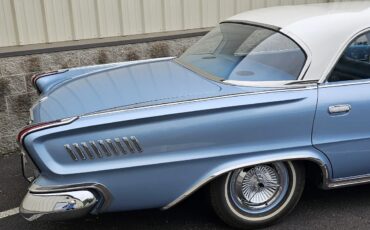 Chrysler-New-yorker-1962-Blue-With-White-Top-Blue-1