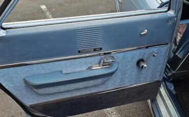 Chrysler-New-yorker-1962-Blue-With-White-Top-Blue-17