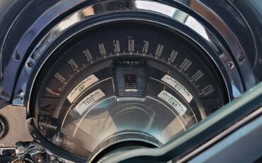 Chrysler-New-yorker-1962-Blue-With-White-Top-Blue-19