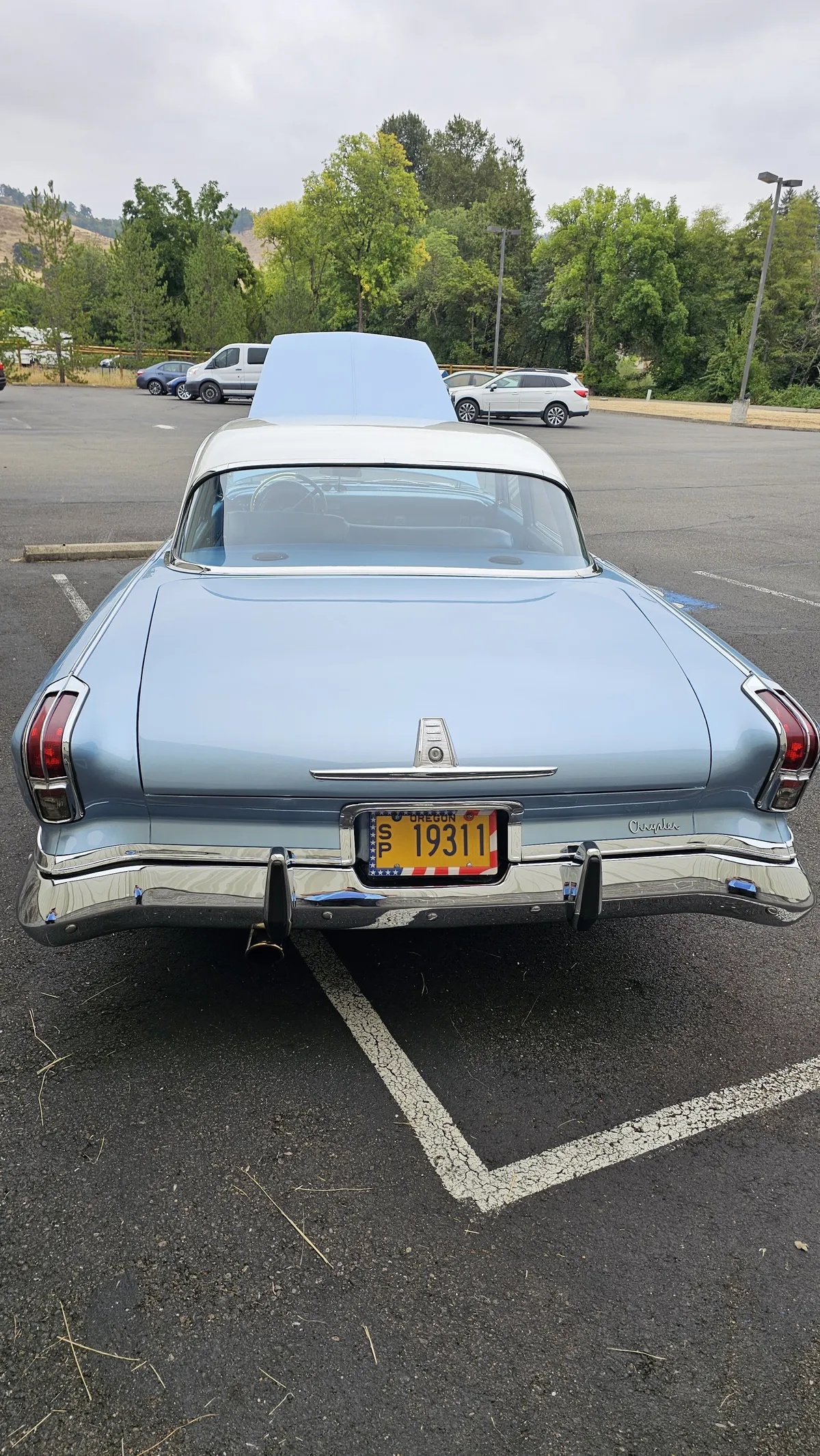 Chrysler-New-yorker-1962-Blue-With-White-Top-Blue-2