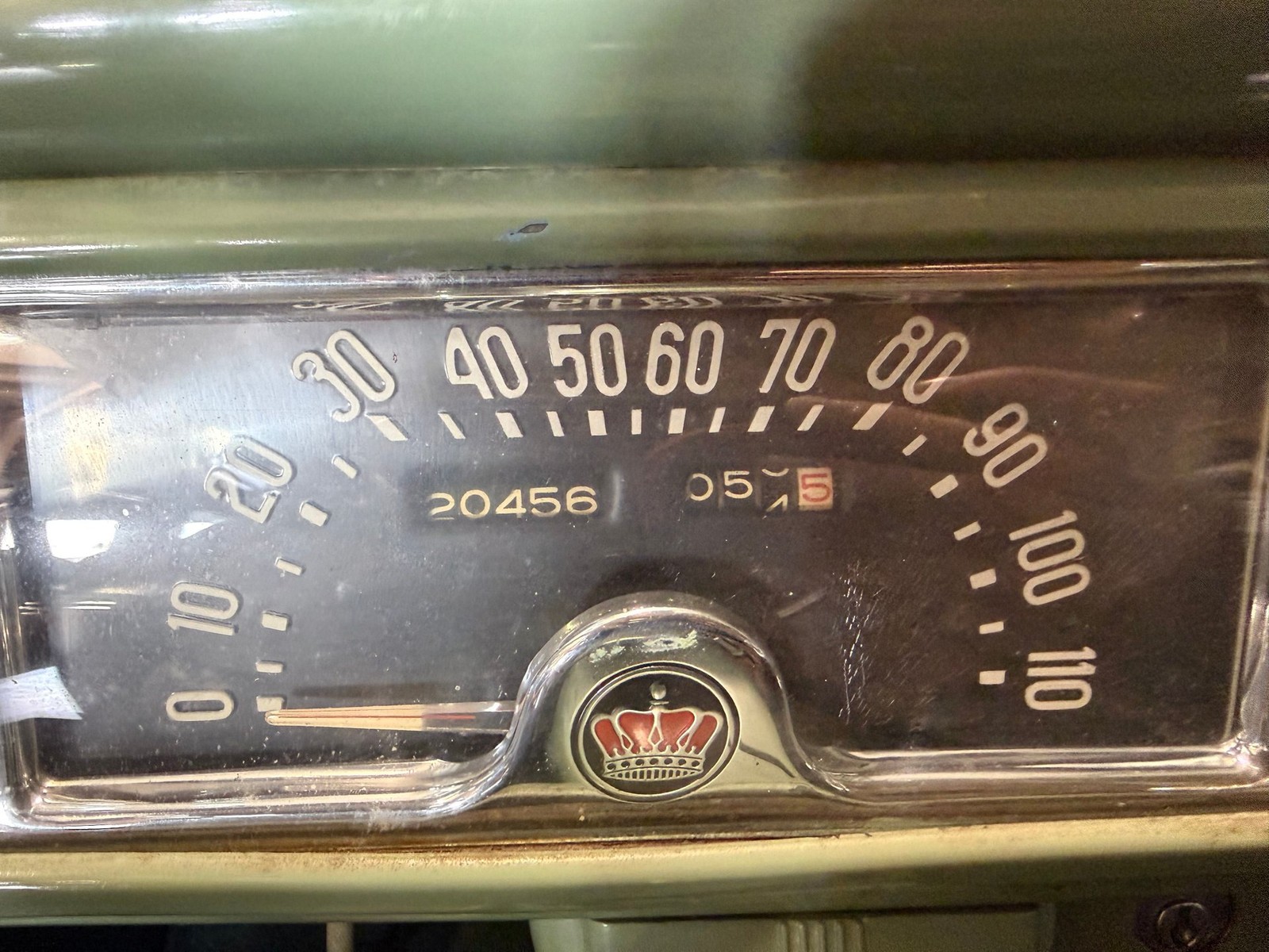 Chrysler-Town-and-Country-1947-Sedan-7