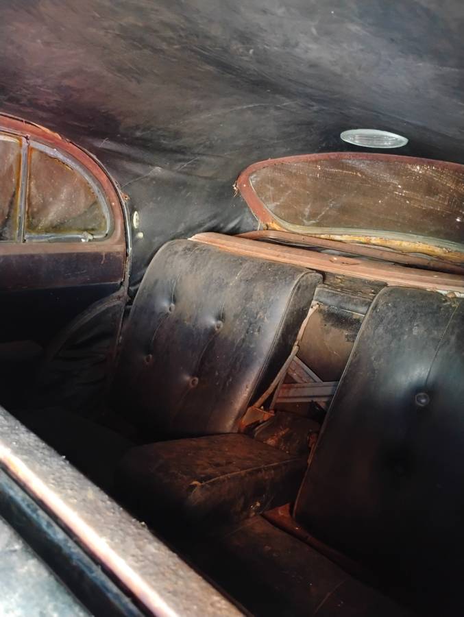 Chrysler-crown-imperial-1941-blue-9