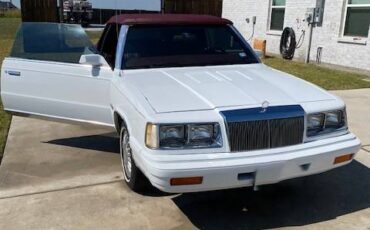 Chrysler-lebaron-1986-white-3