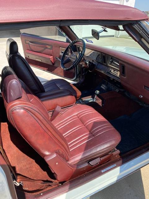 Chrysler-lebaron-1986-white-6