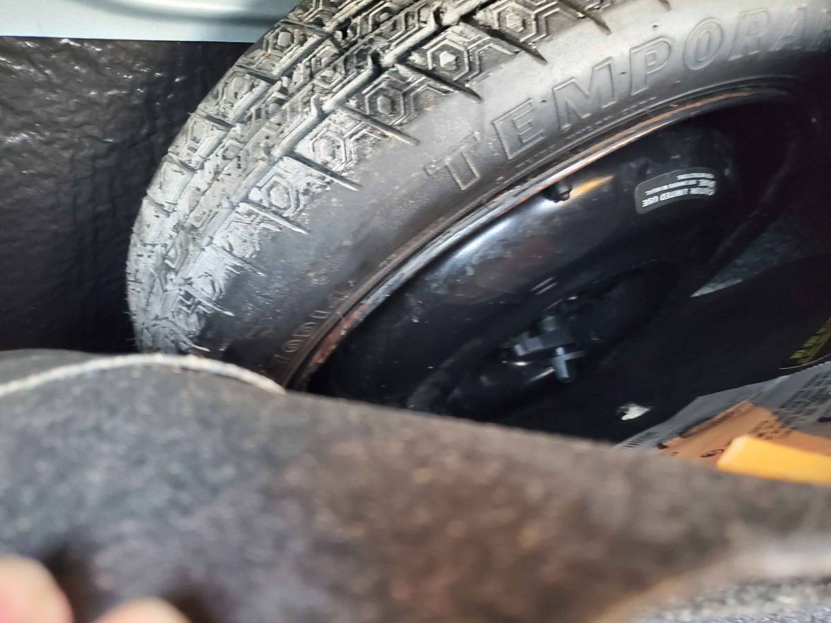 Chrysler-lebaron-1987-blue-15