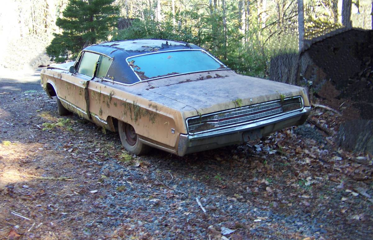 Chrysler-new-yorker-1968-4