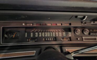 Chrysler-new-yorker-1972-brown-11