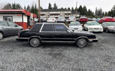 Chrysler-new-yorker-1987-black-1