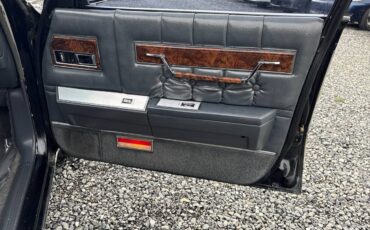 Chrysler-new-yorker-1987-black-20