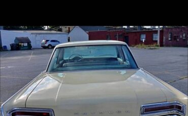 Chrysler-newport-1966-7