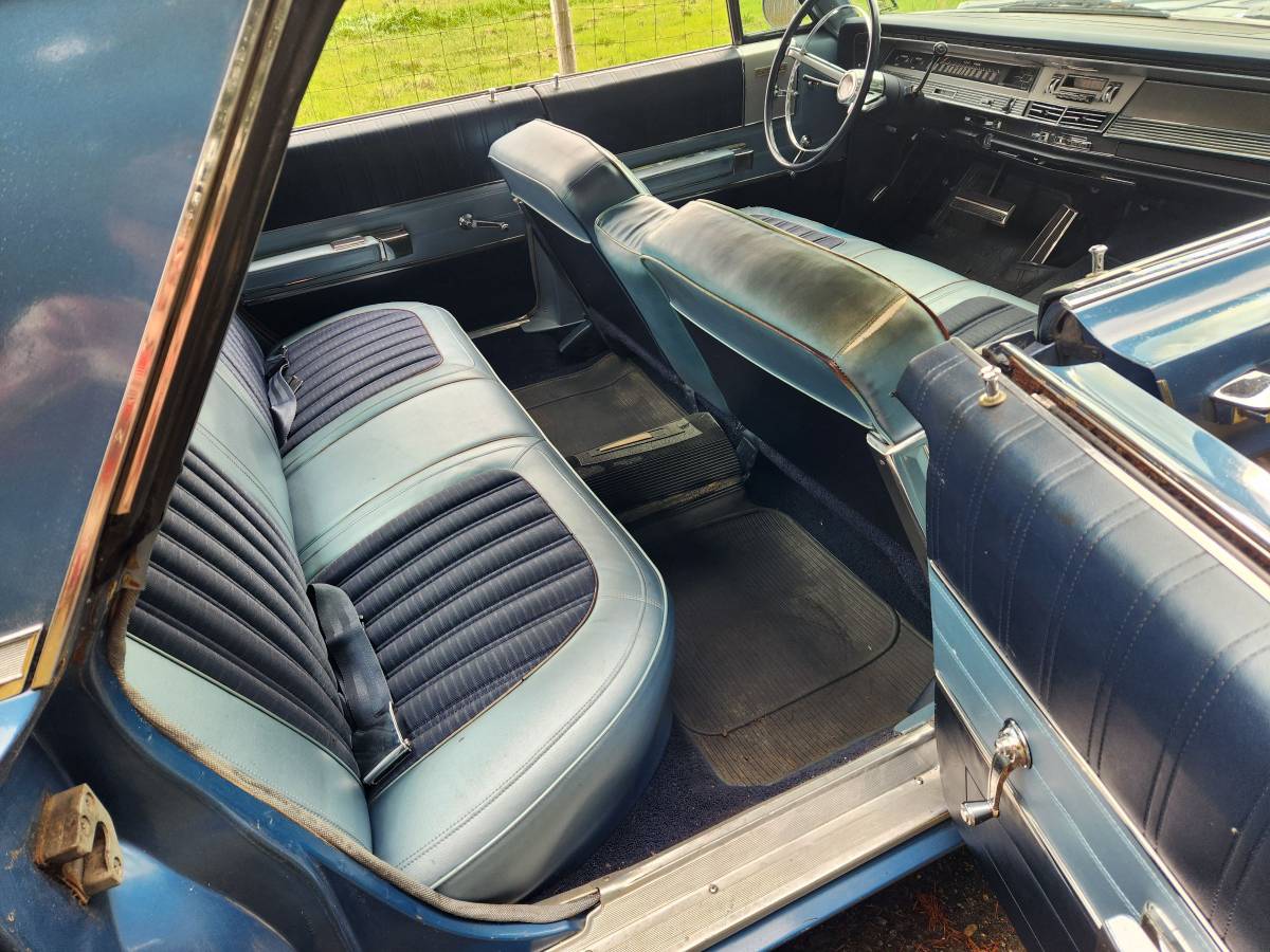 Chrysler-newport-1967-blue-1