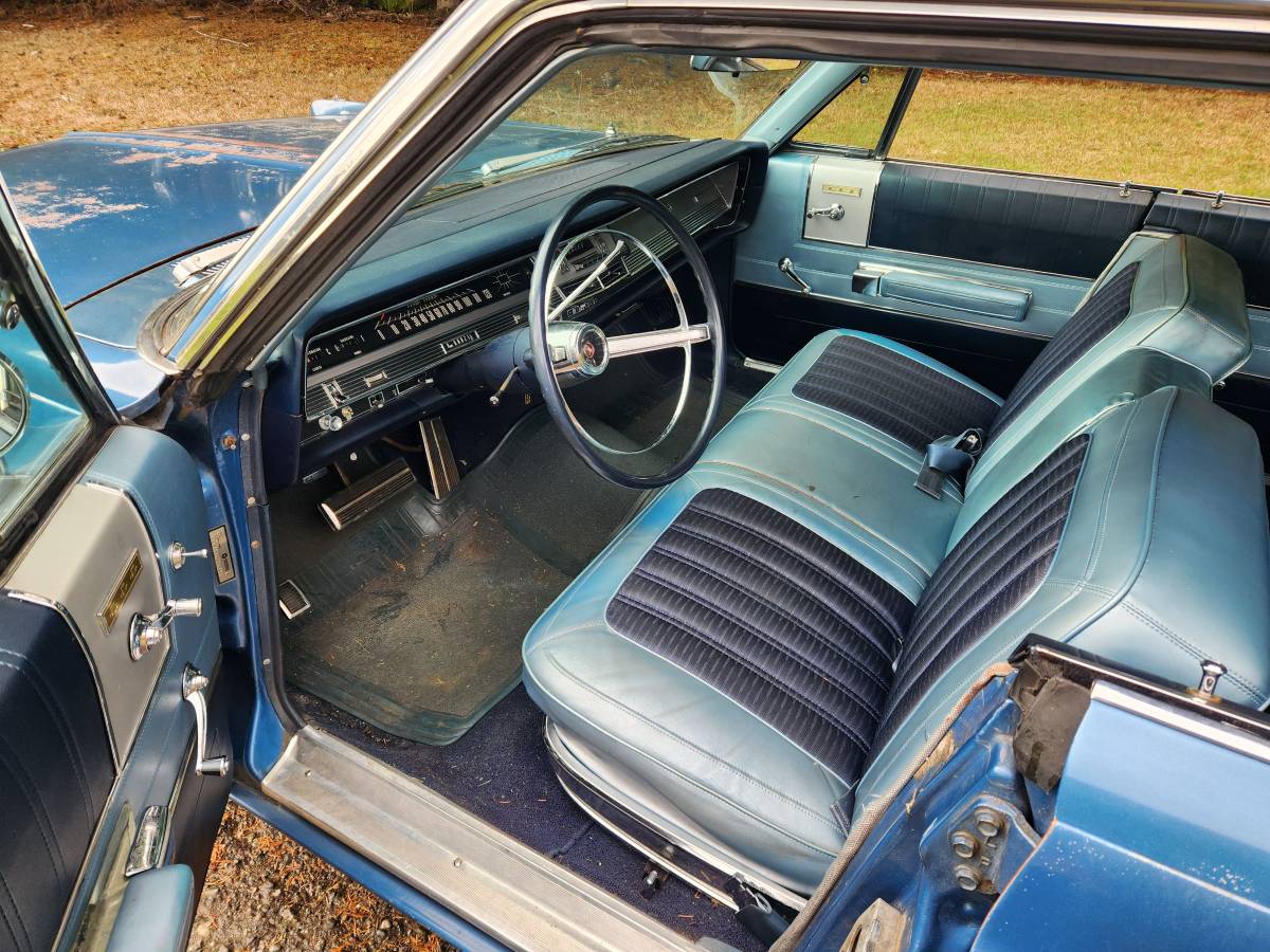 Chrysler-newport-1967-blue-11