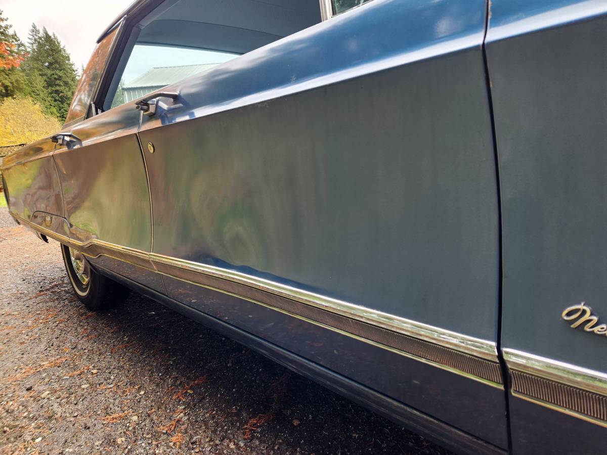 Chrysler-newport-1967-blue-14