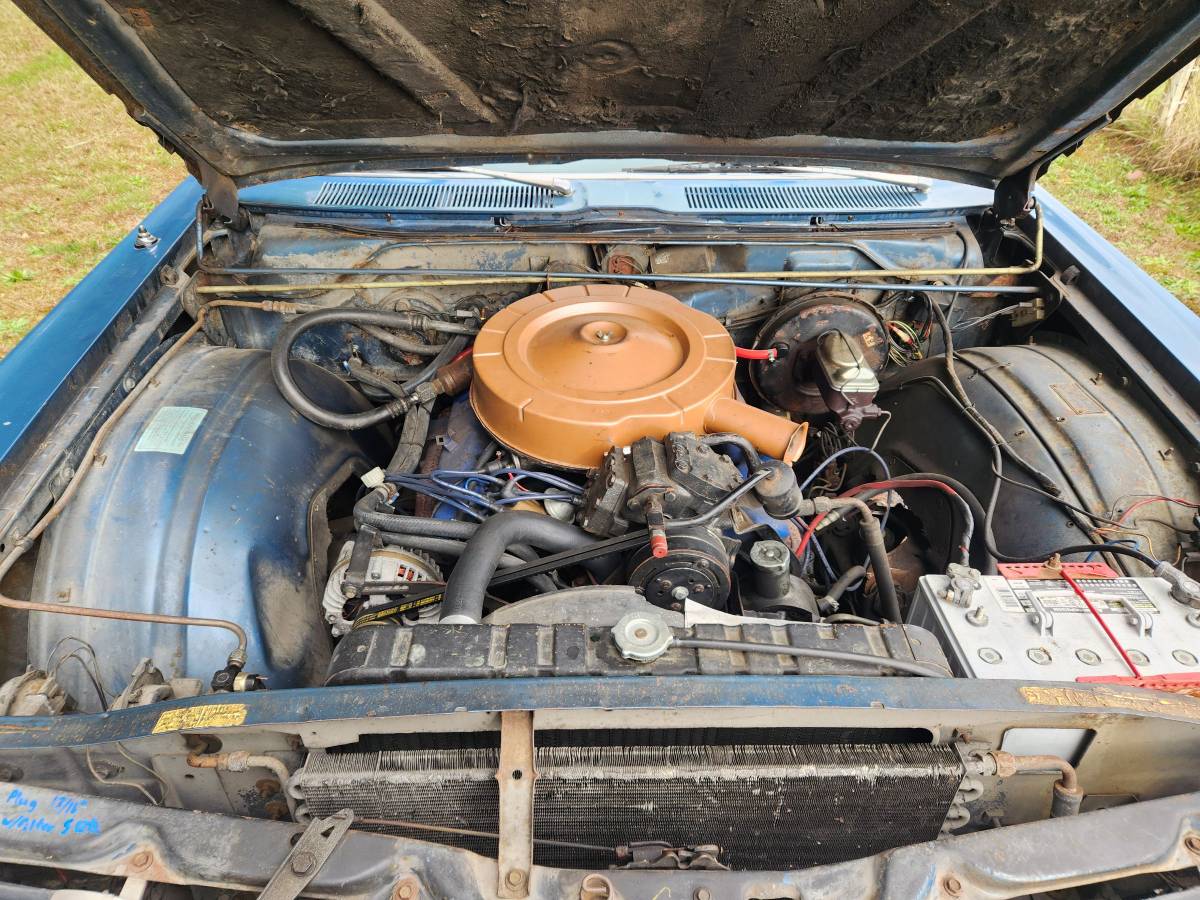 Chrysler-newport-1967-blue-15