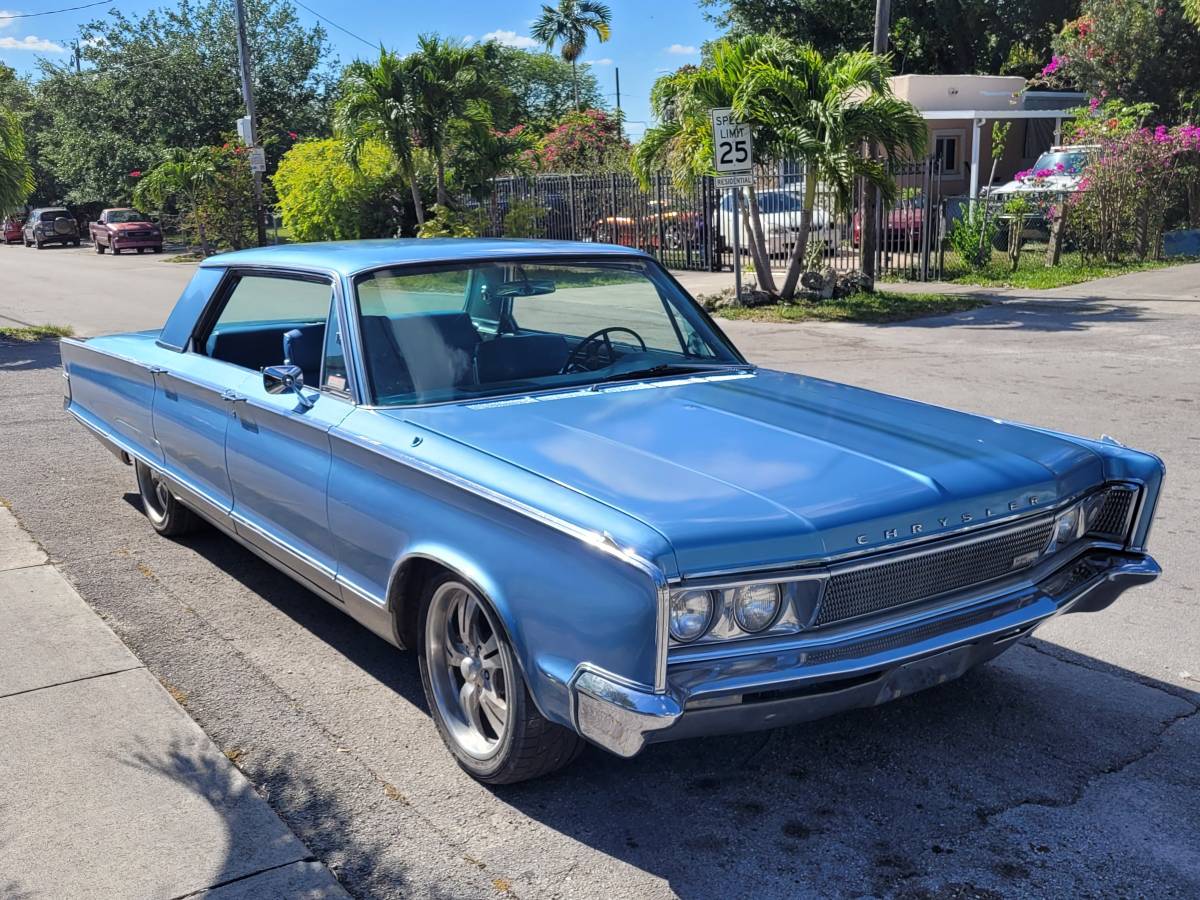 Chrysler-newyorker-1966-blue-2