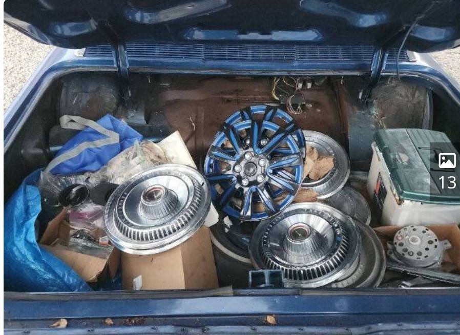 Chrysler-newyorker-1966-blue-21