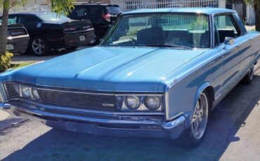 Chrysler-newyorker-1966-blue-3