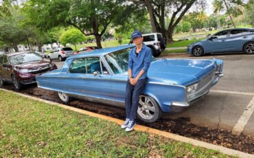 Chrysler-newyorker-1966-blue-6