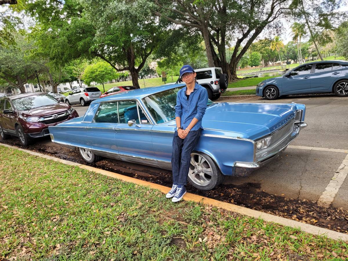 Chrysler-newyorker-1966-blue-6