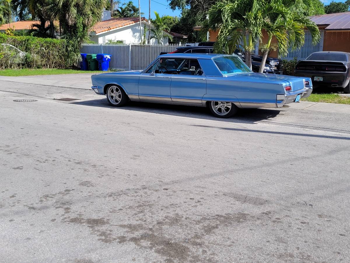 Chrysler-newyorker-1966-blue-7