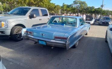 Chrysler-newyorker-1966-blue-9