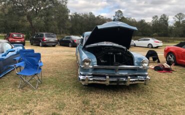 Chrysler-saratoga-1951-blue-10