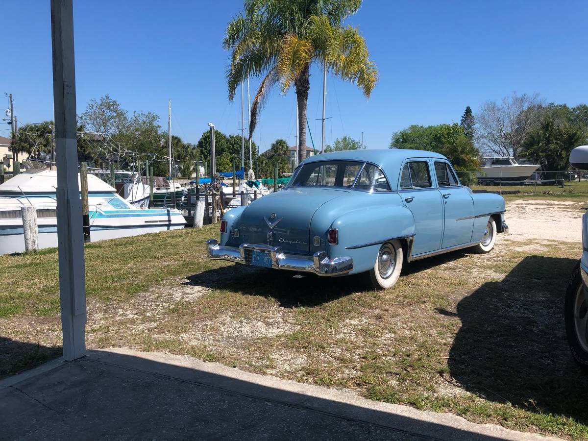 Chrysler-saratoga-1951-blue-11