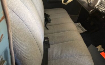 Chrysler-saratoga-1951-blue-15