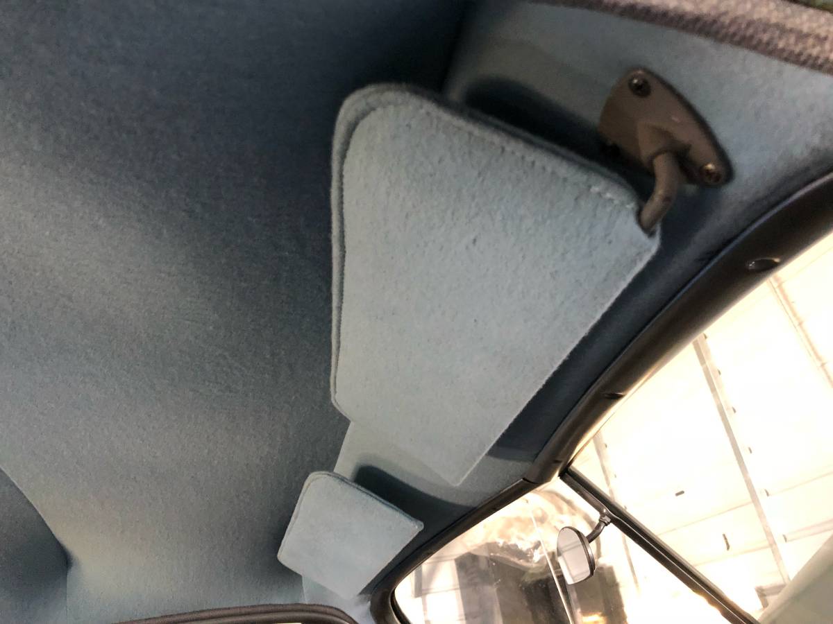 Chrysler-saratoga-1951-blue-16