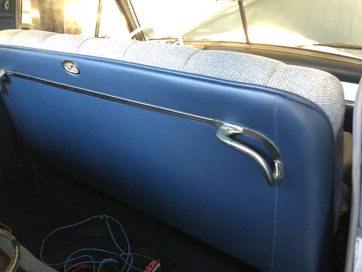 Chrysler-saratoga-1951-blue-17