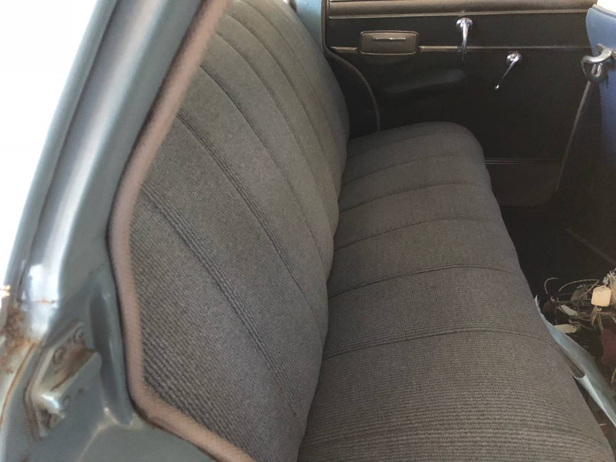 Chrysler-saratoga-1951-blue-18