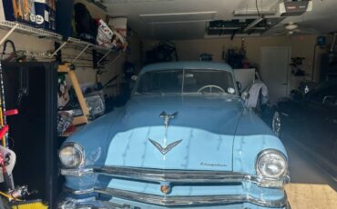 Chrysler-saratoga-1951-blue