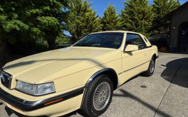 Chrysler-tc-by-maserati-1991-yellow