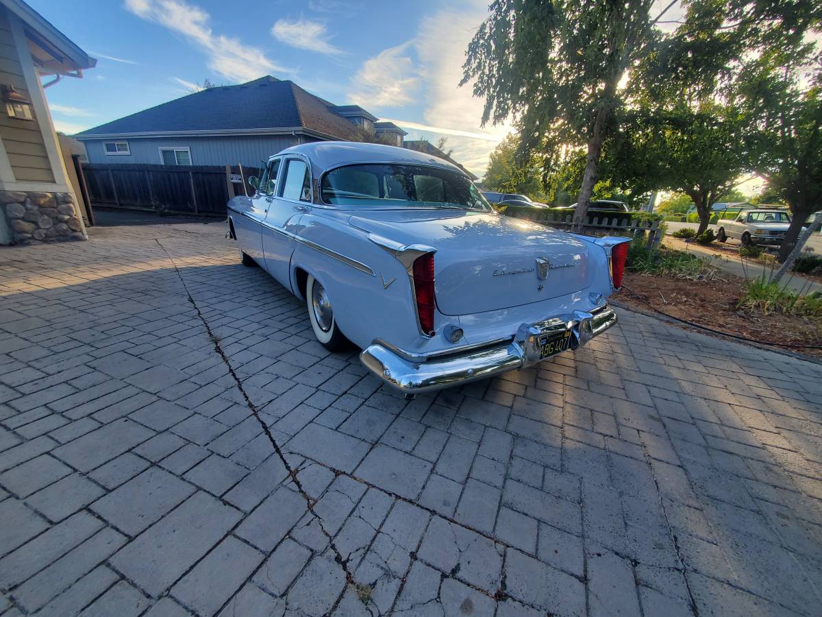 Chrysler-windsor-1955-grey-16