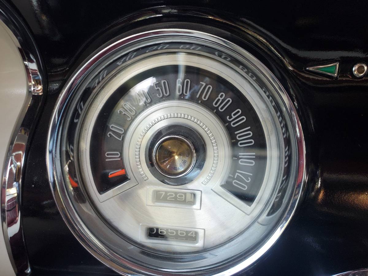 Chrysler-windsor-1955-grey-31