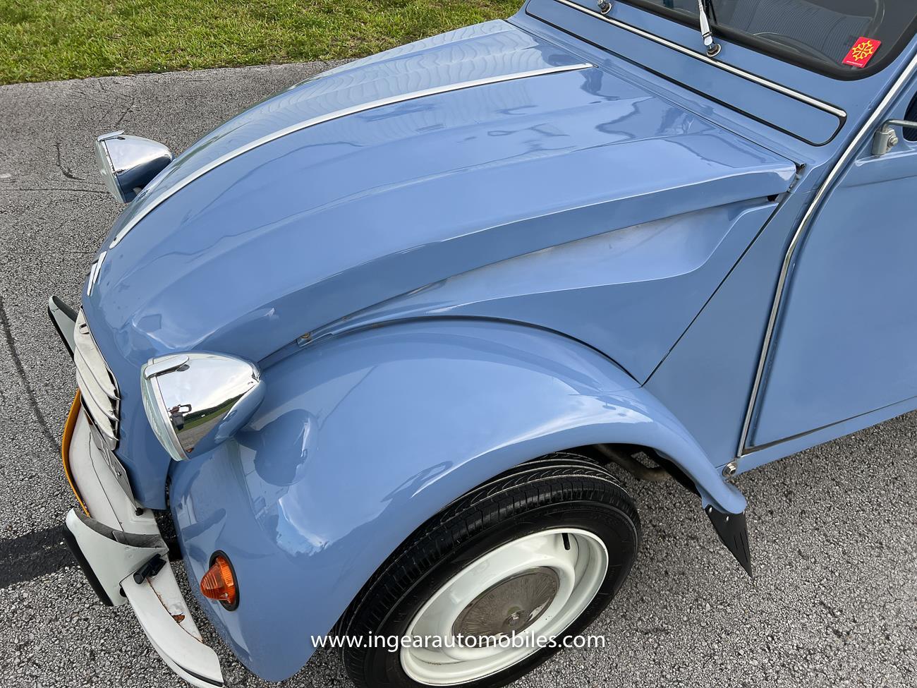 Citroen-1971-coupe-13