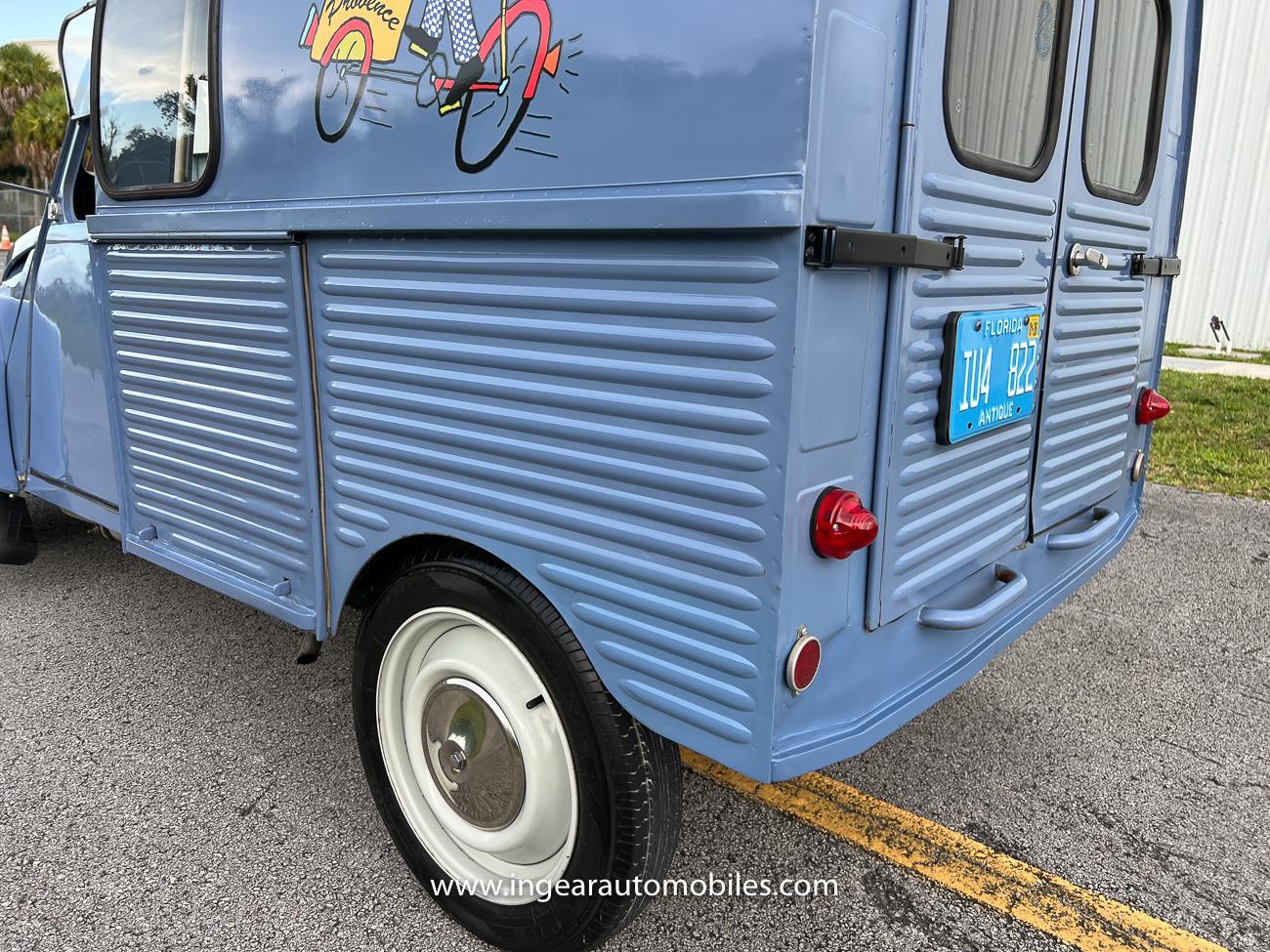 Citroen-1971-coupe-23