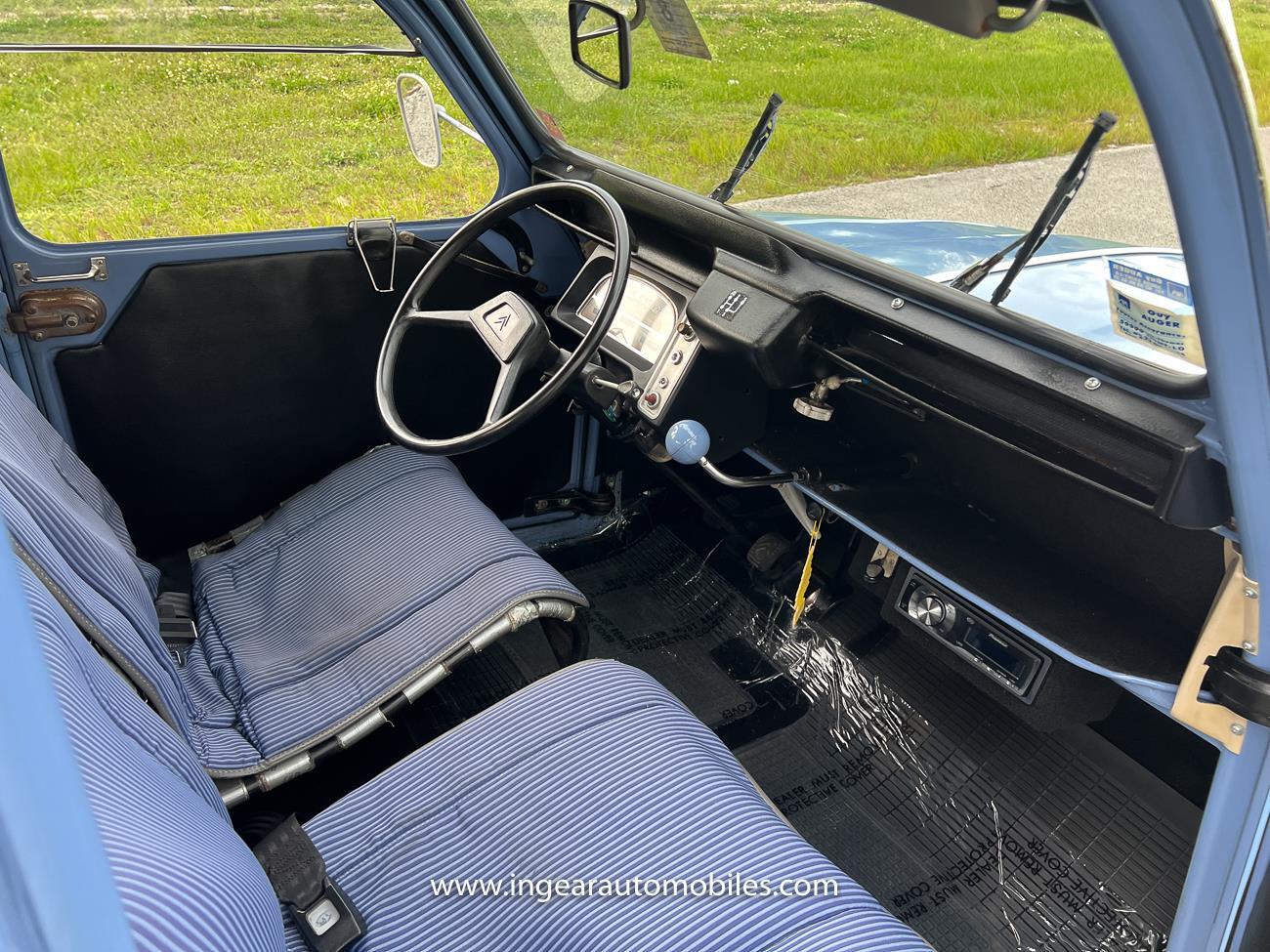 Citroen-1971-coupe-3