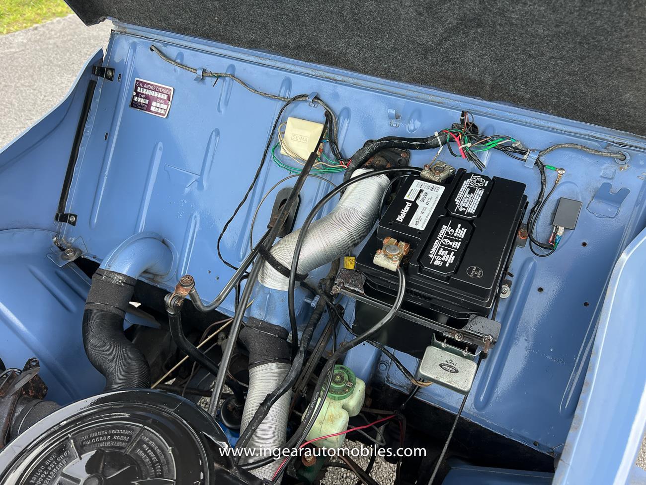 Citroen-1971-coupe-39