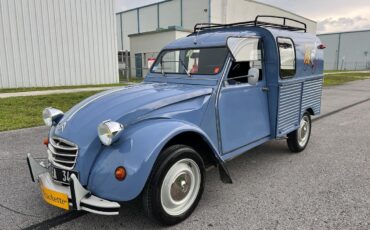 Citroen-1971-coupe-5