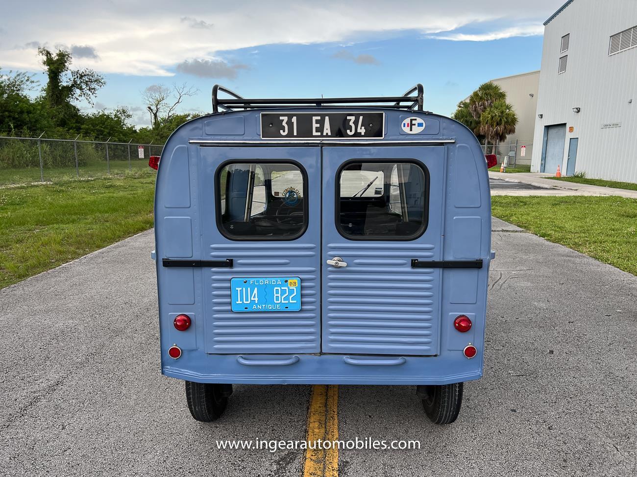 Citroen-1971-coupe-6