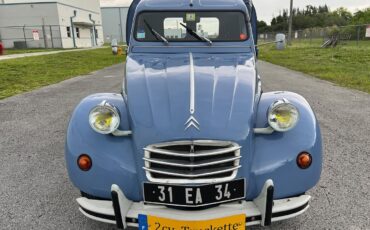 Citroen-1971-coupe-9