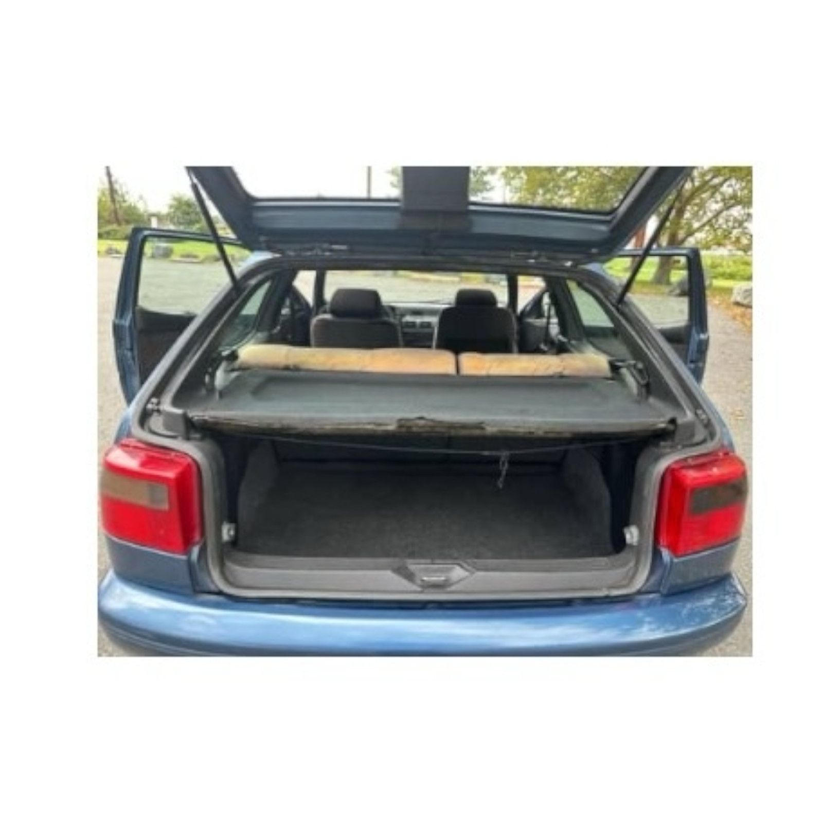 Citroen-ZX-1995-Hatchback-16