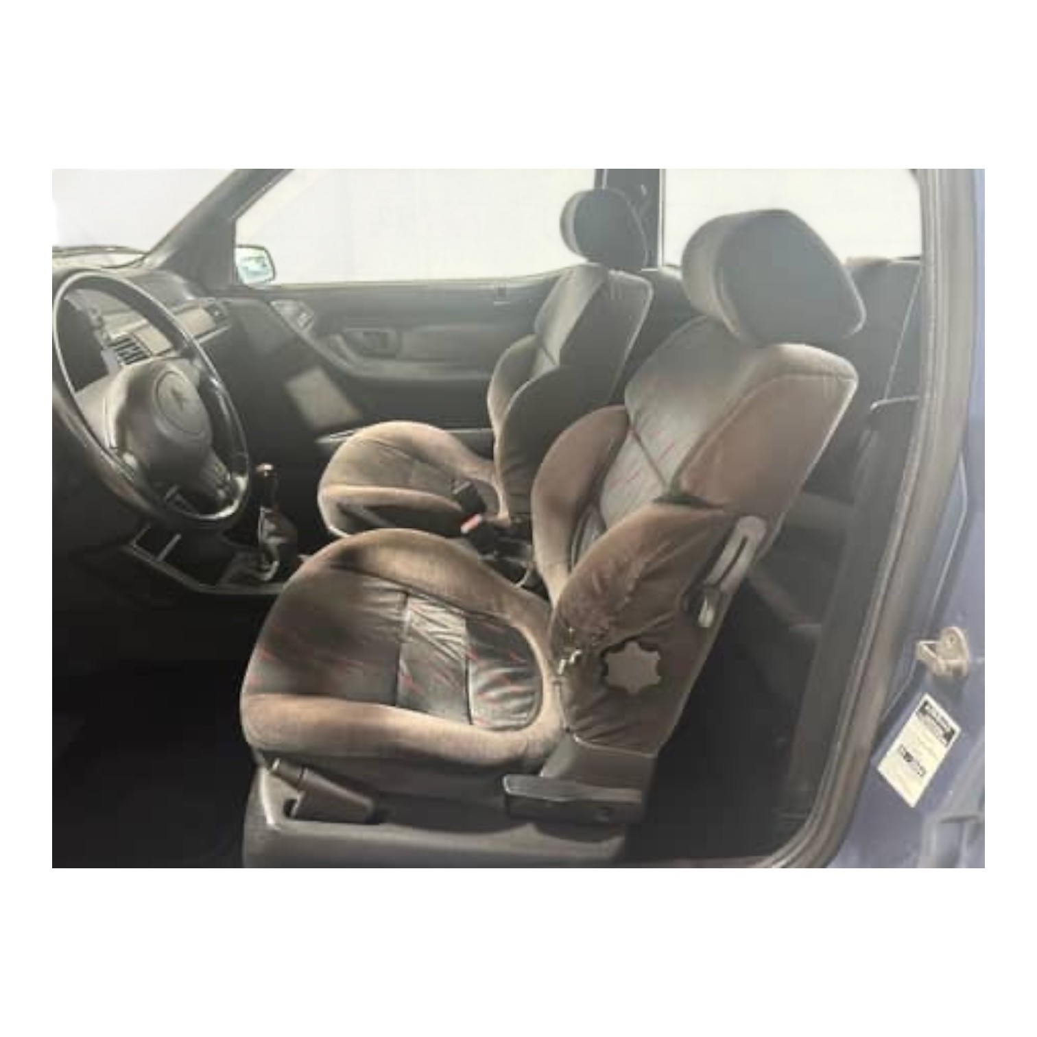 Citroen-ZX-1995-Hatchback-8